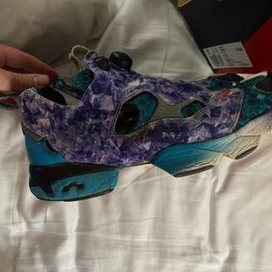 SOCIAL STATUS REEBOK PUMP